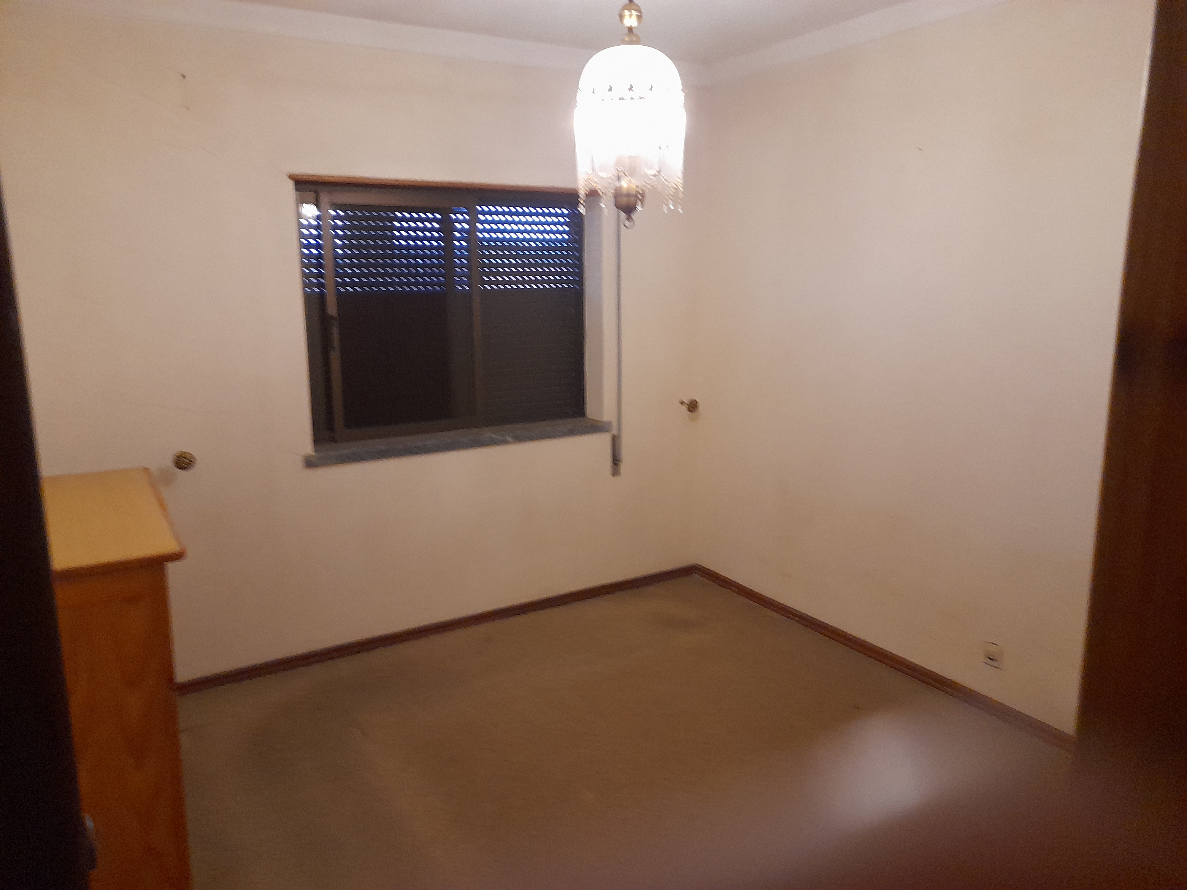 Moradia T4 com espaço comercial - foto 13